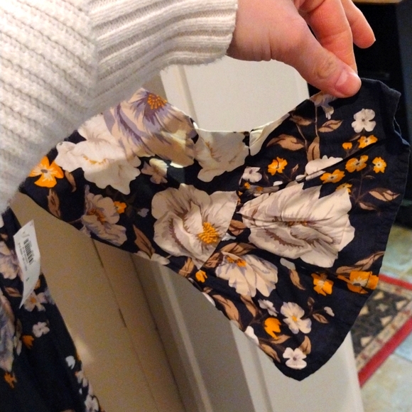 Floral Dress - Picture 2 of 8